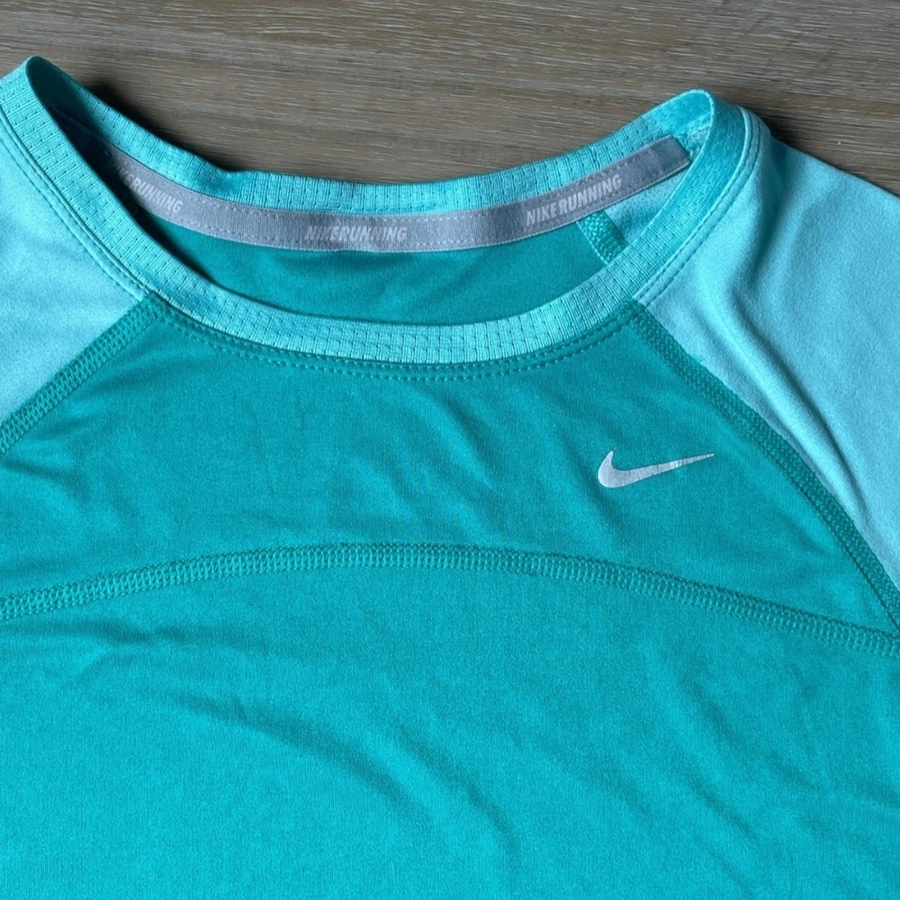 Nike Womens Aqua Running Tee